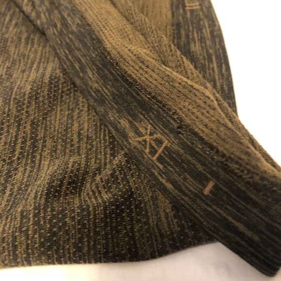 Lululemon Metal Vent Tech Half-Zip - Picture 3 of 4